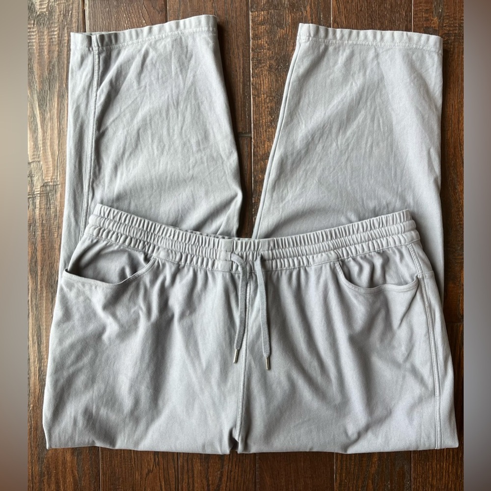 Athleta Wide Leg Pull on Pants